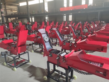 Straw corn stalk crushing machine